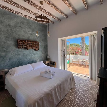 Boutique Hostal La Curandera De Salinas Sant Francesc de s'Estany Esterno foto