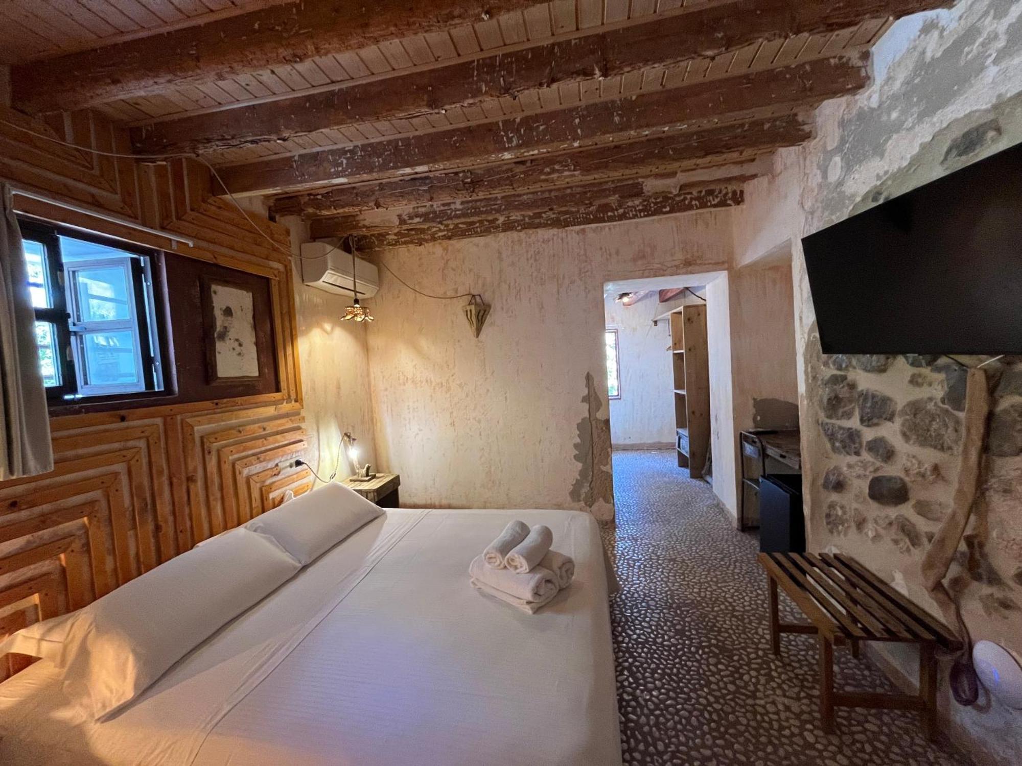 Boutique Hostal La Curandera De Salinas Sant Francesc de s'Estany Esterno foto