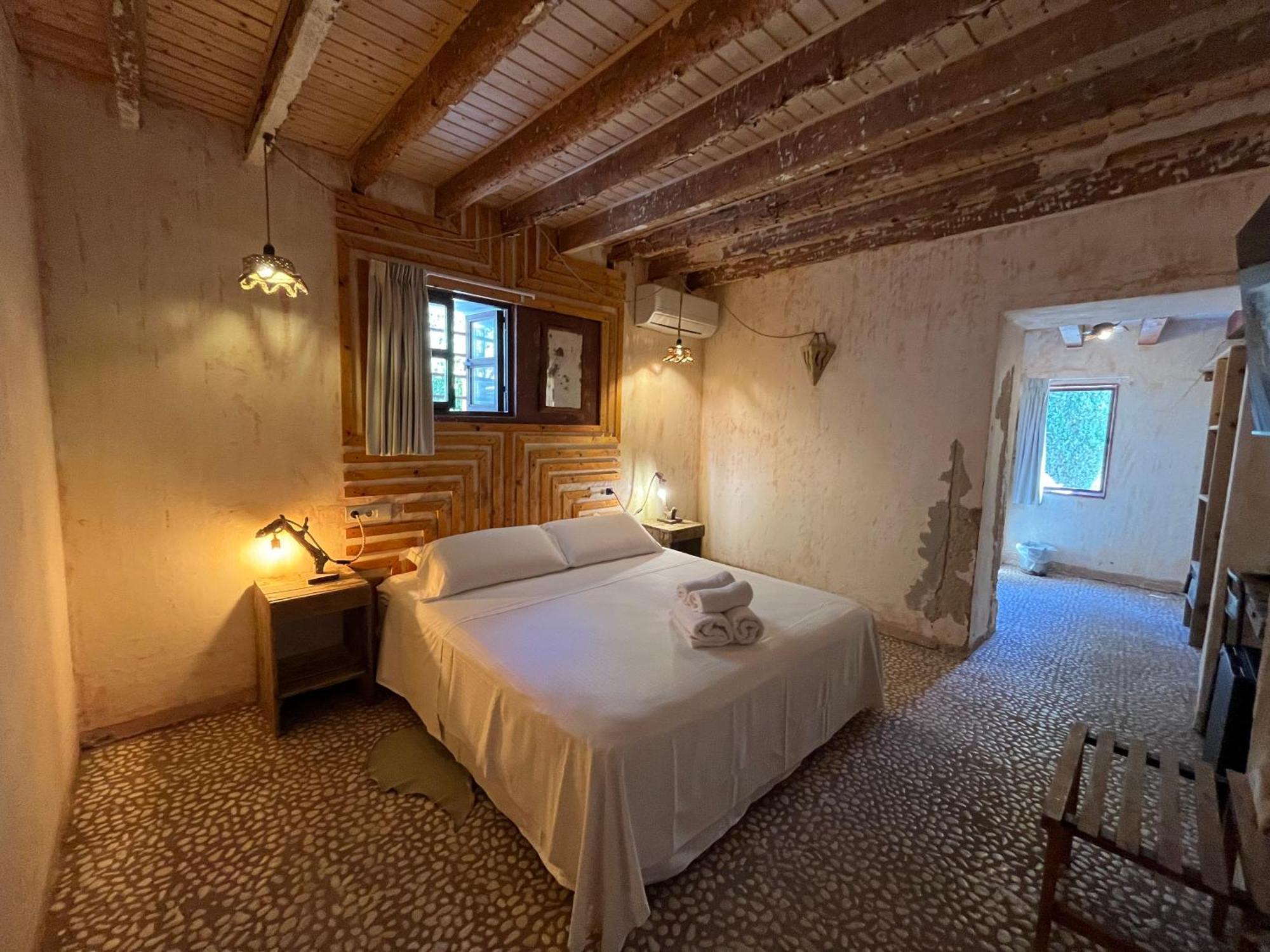Boutique Hostal La Curandera De Salinas Sant Francesc de s'Estany Esterno foto